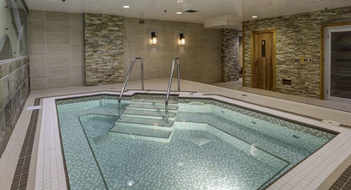 Banff Inn Hotel, Banff ski chalet, image 4